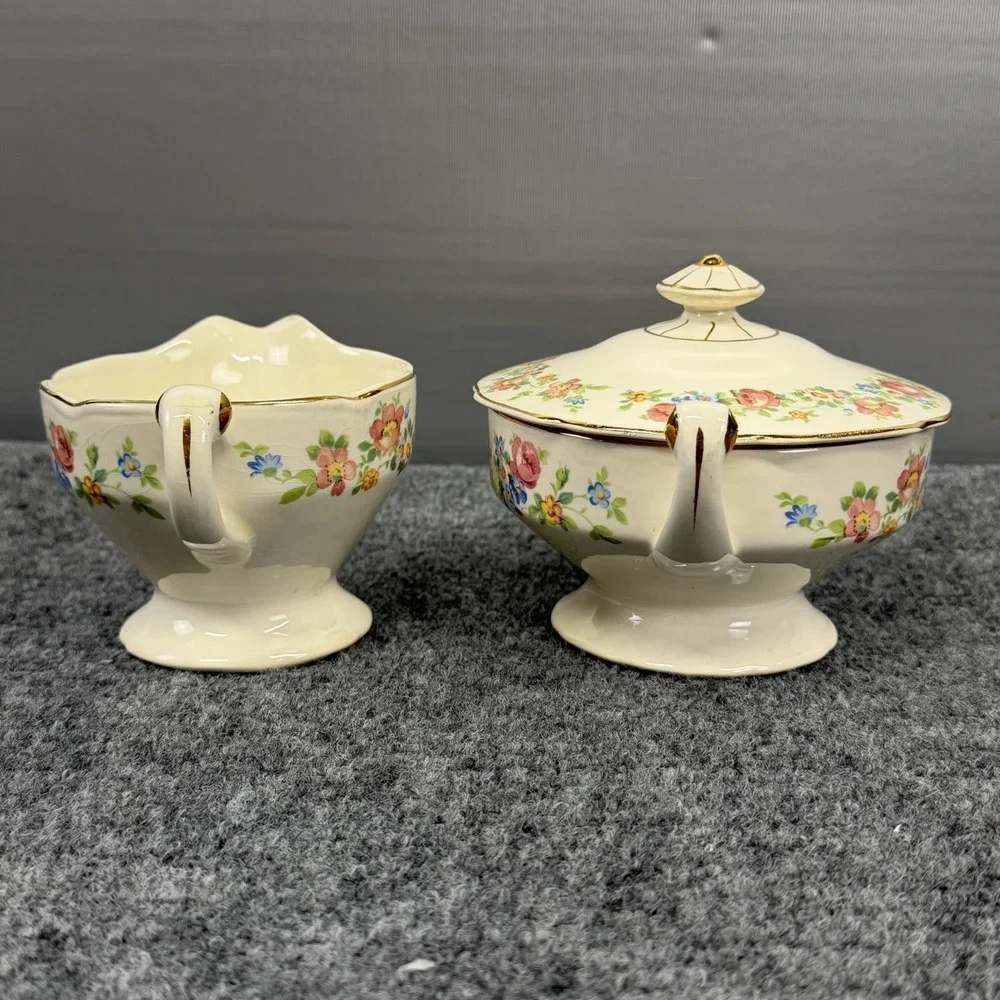Stetson China Sugar Bowl Lid & Creamer Set  Roses Daisies Blue Flowers Scalloped